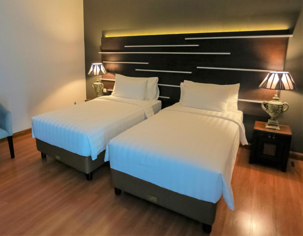 Madina Inn Yogyakarta Exterior foto